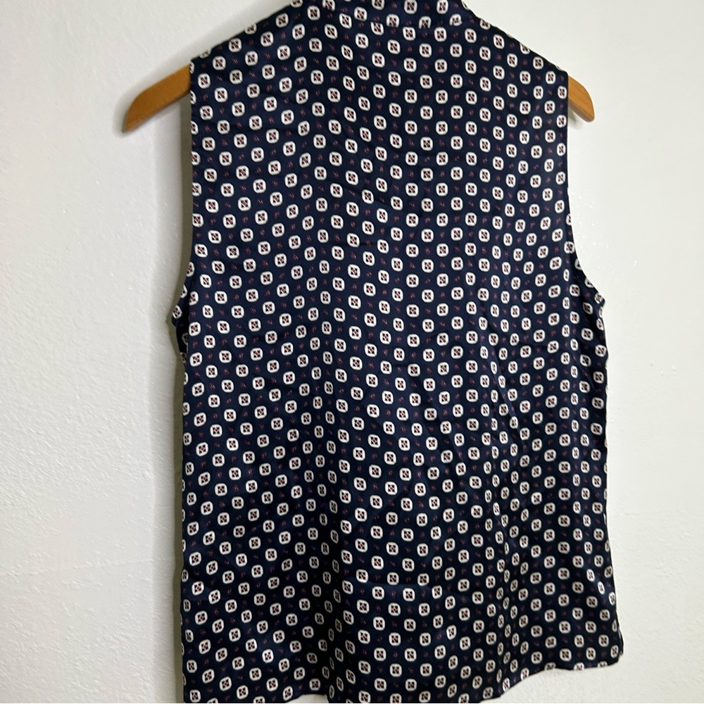FRAME 100% Silk Navy Button Down Lightweight Tank Top Blouse Size Small - Picture 8 of 11